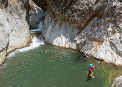 rando aquatique saut